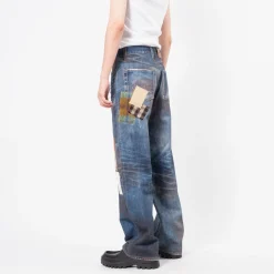 [ANDERSSON BELL] UNISEX PATCHWORK PRINTED DENIM TROMPE L'OEIL JEANS _