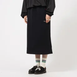 [GRAMICCI] CLASSIC SWEATSKIRT _ BLACK