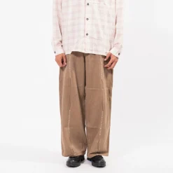 [KARTIK RESEARCH] SS25-79 SHAANTI PANT _ SAND