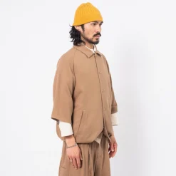 [MERELY MADE] MERELY DOBBY COTTON RAGLAN CAPE SHIRTS _ CAPPUCCINO