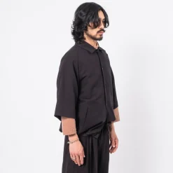 [MERELY MADE] MERELY DOBBY COTTON RAGLAN CAPE SHIRTS _ BLACK
