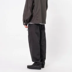 [MOIF] UNIFORM PANTS _ BLACK NC