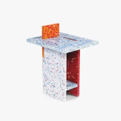 [SPACE AVAILABLE] SELF ASSEMBLE STOOL _ MULTI
