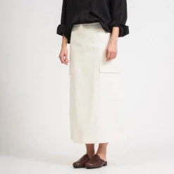 [STUDIO NICHOLSON WOMEN] TYRELL TAILORED PATCH POCKET SKIRT _ PARCHMEN